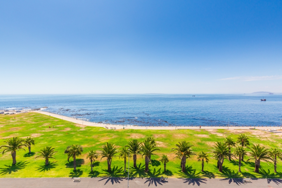 2 Bedroom Property for Sale in Mouille Point Western Cape